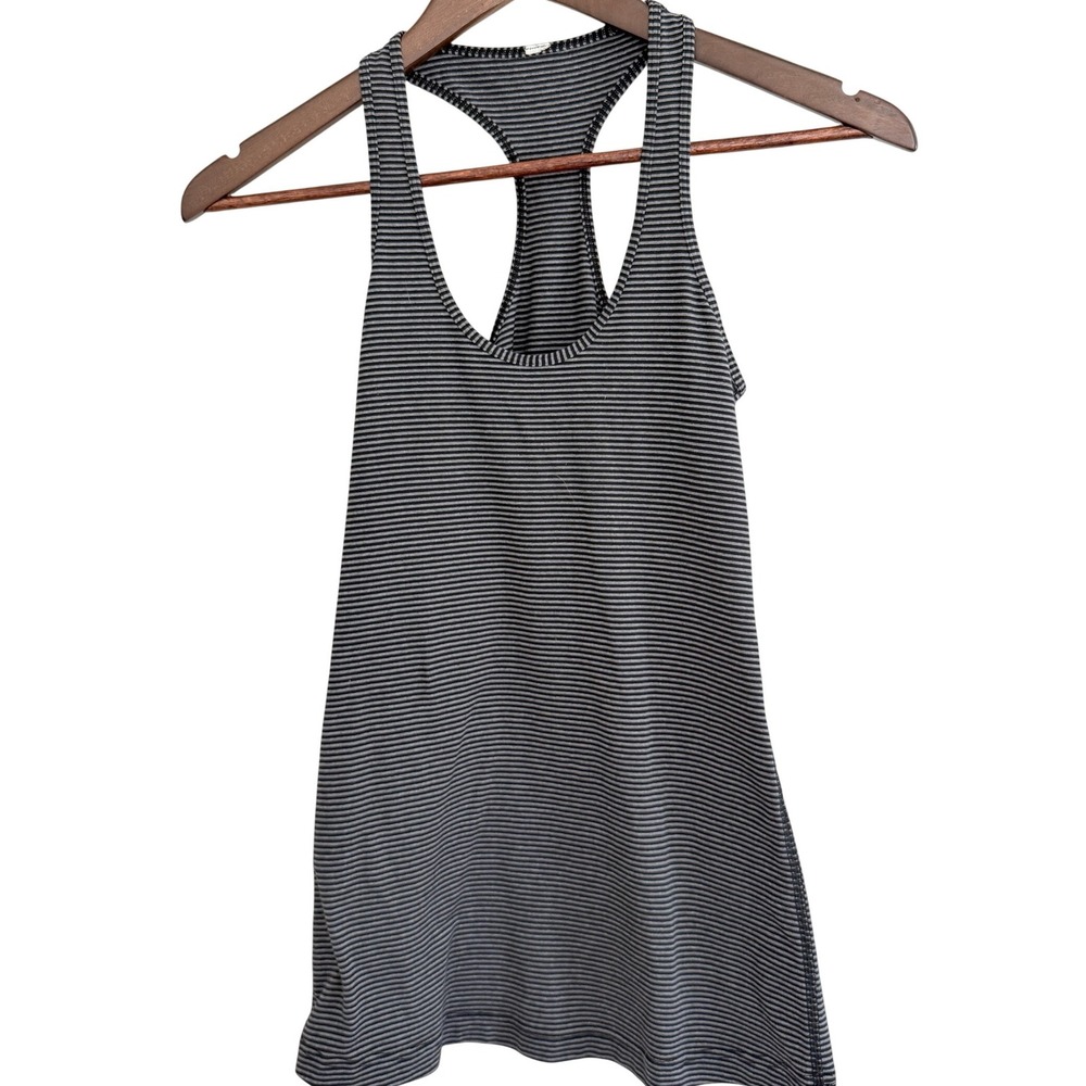 Lululemon Cool Racerback II Tank Top Black Gray Striped Size 6‎ (Approx. READ)